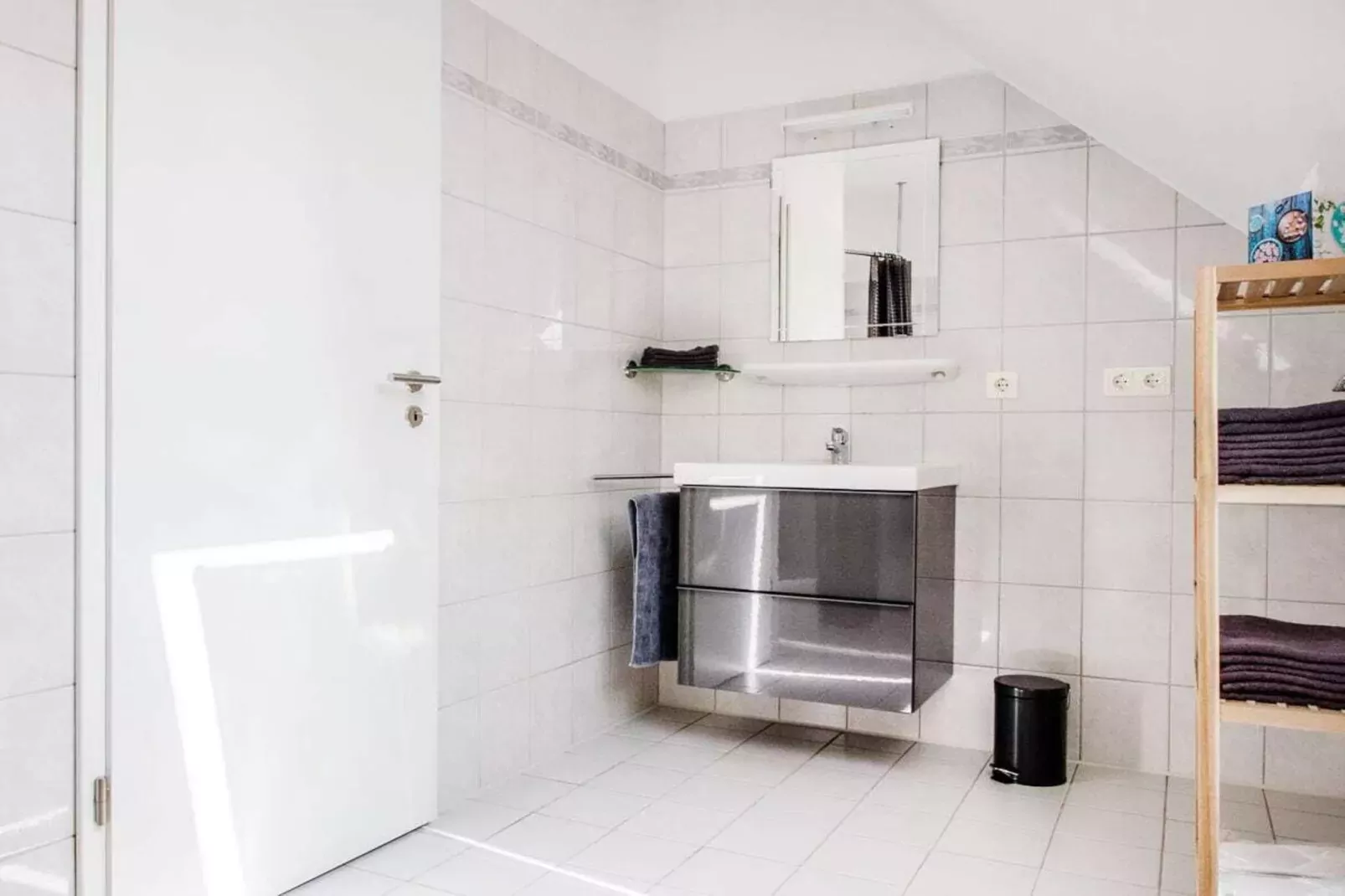 236321-Badkamer
