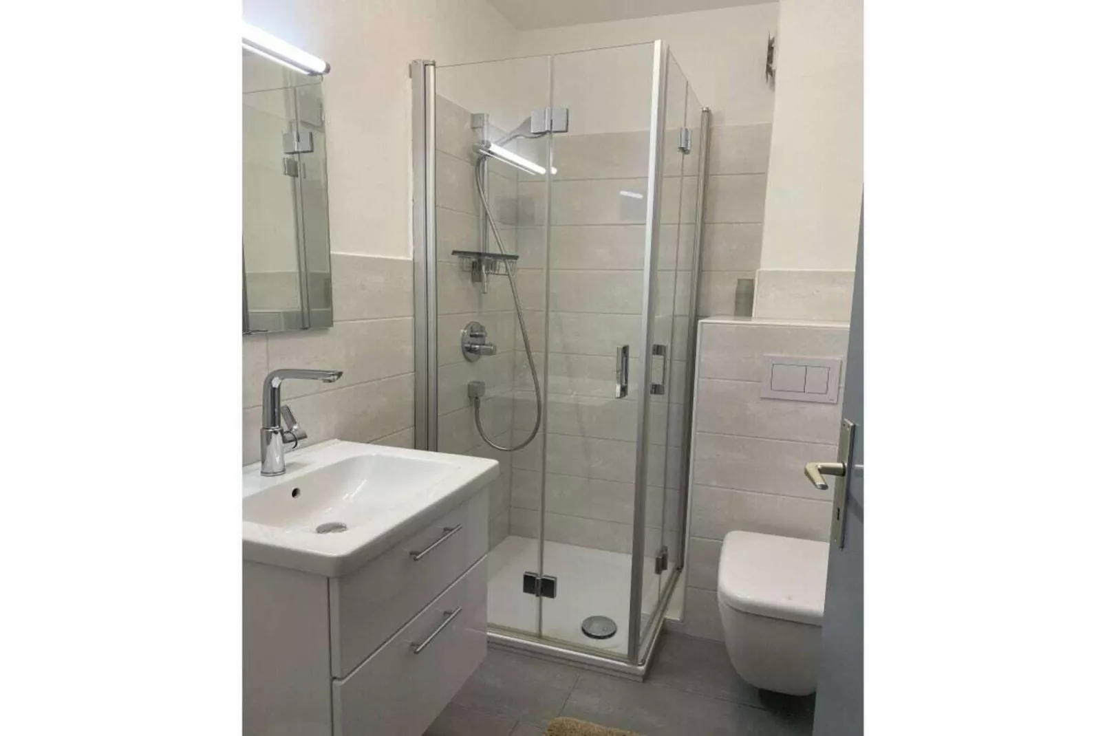 133670-Badkamer