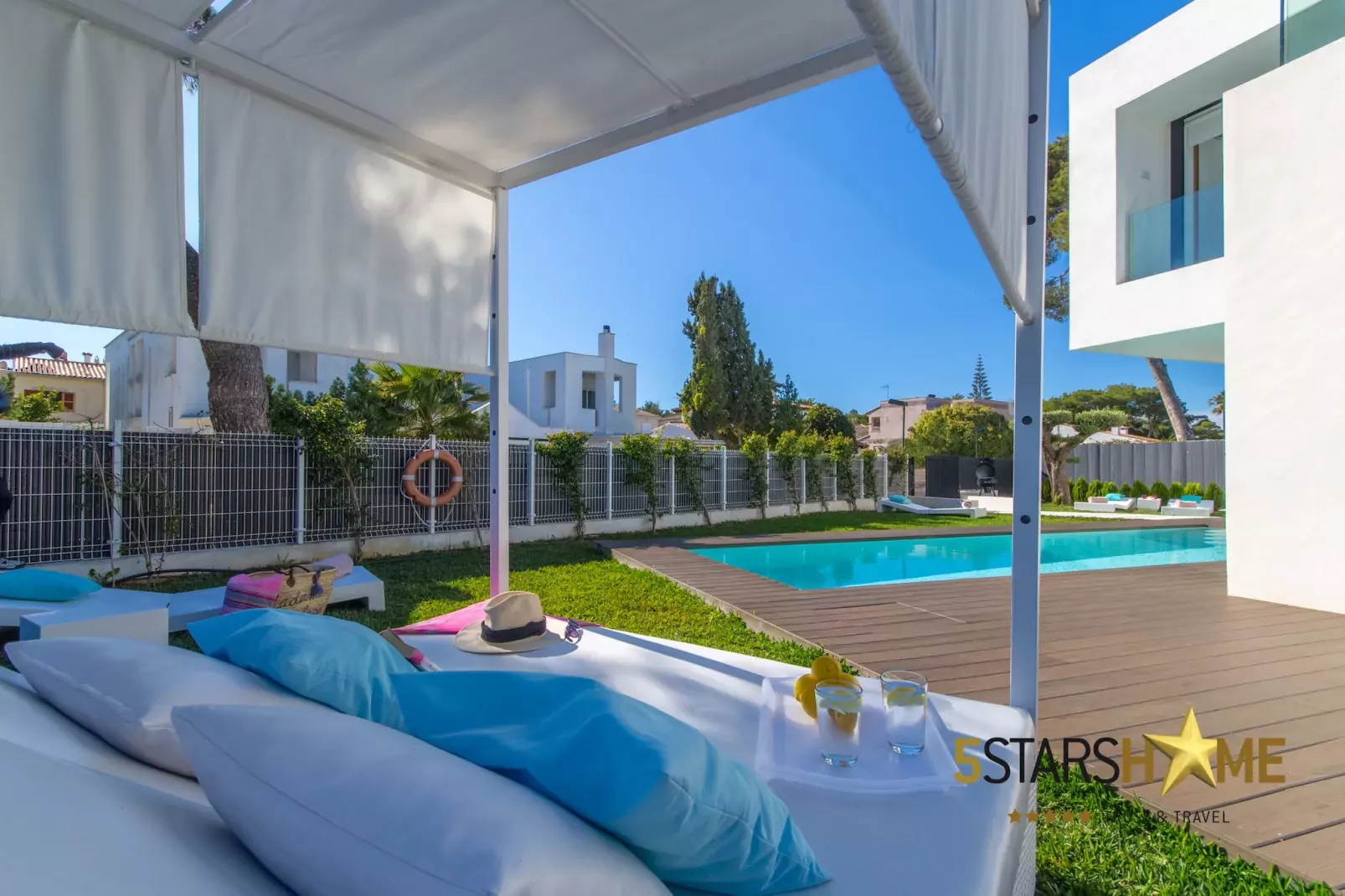 La Pau de Mar, Villa 5StarsHome Mallorca-Terrasbalkon