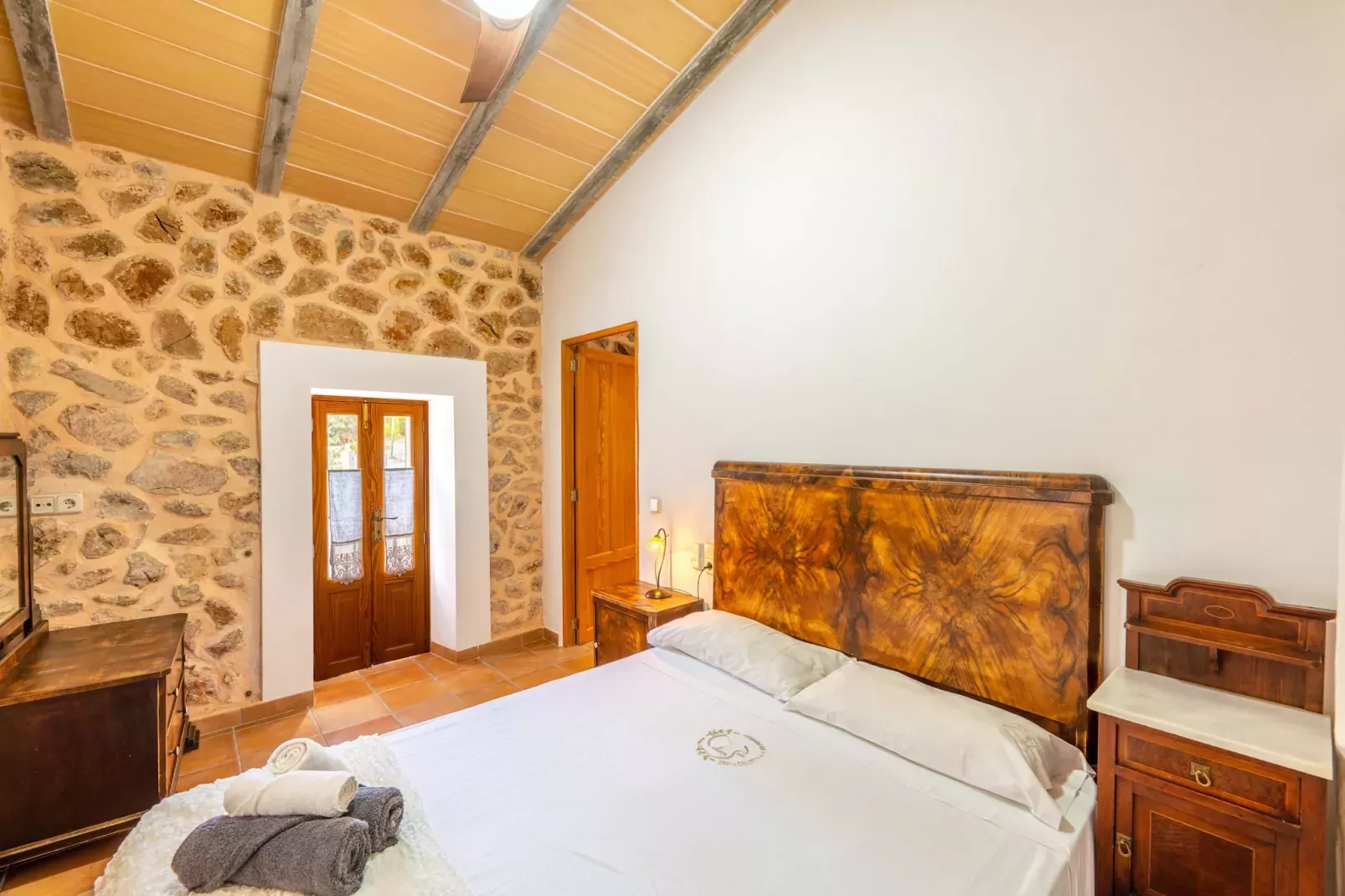 Issamar, Finca 5StarsHome Mallorca-Slaapkamer