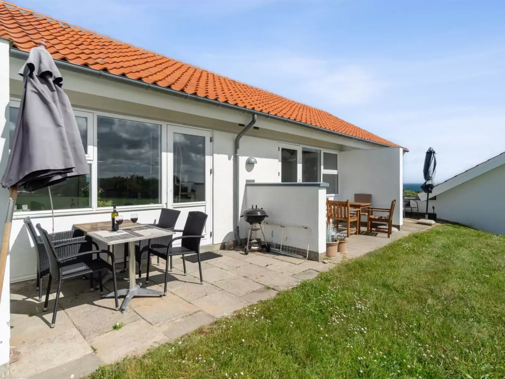 "Sandrine" - 400m from the sea-Binnen