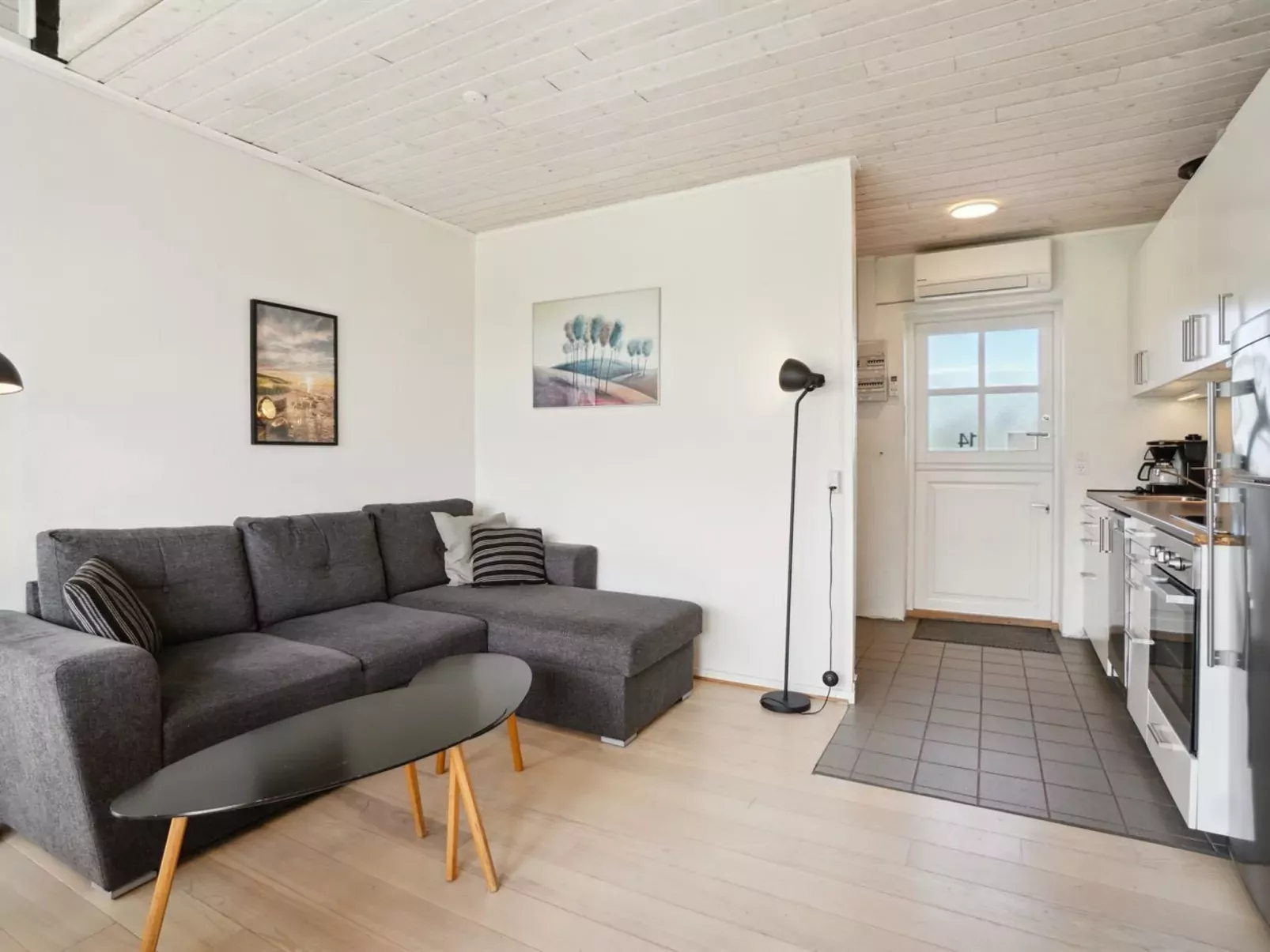 "Sandrine" - 400m from the sea-Buiten