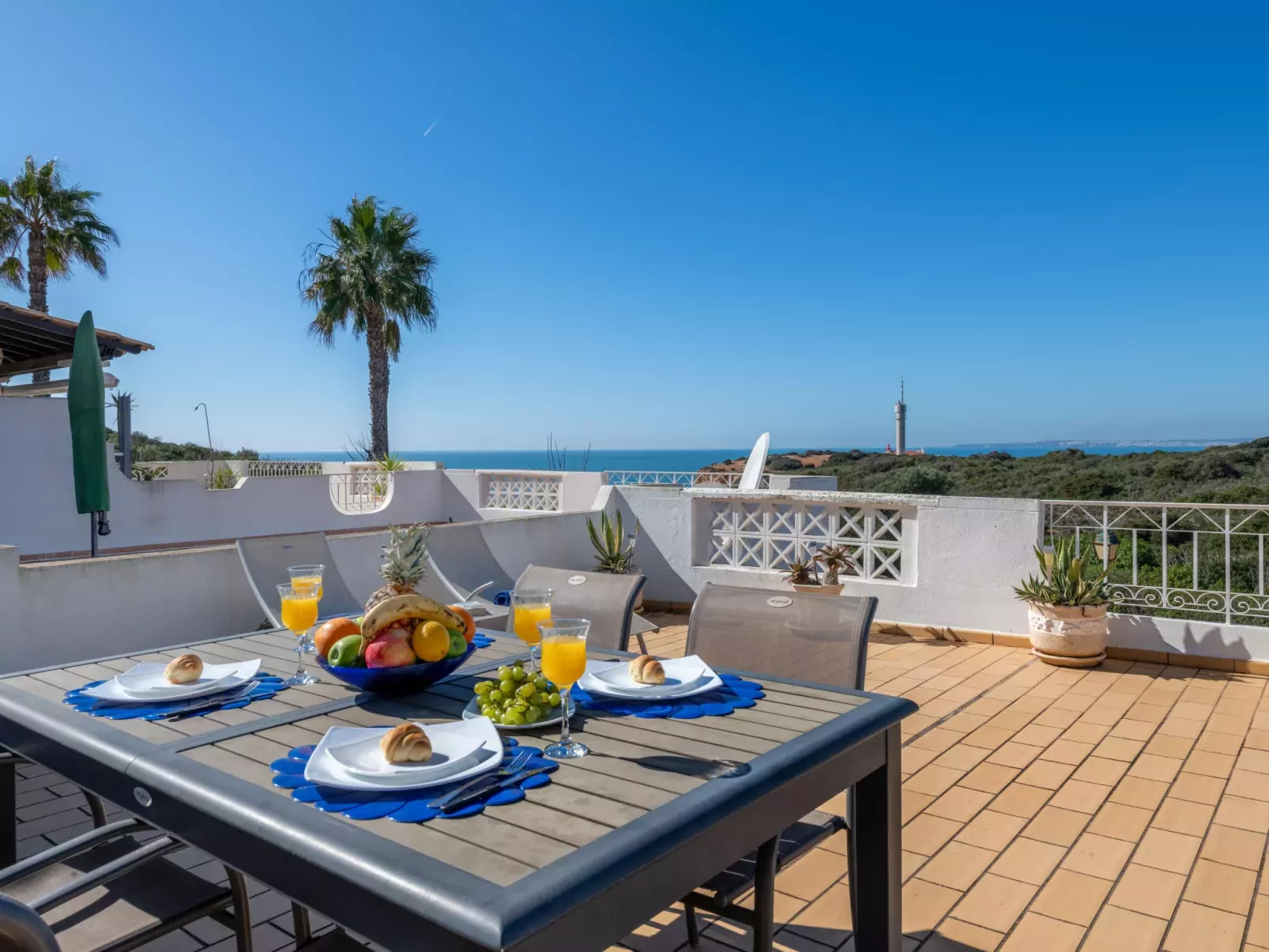 Sol Beach View Terrace-Buiten