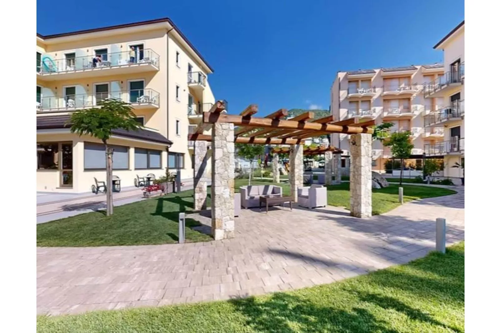 Residence Miriam - APARTMENT TWO BEDROOMS-Tuinen zomer