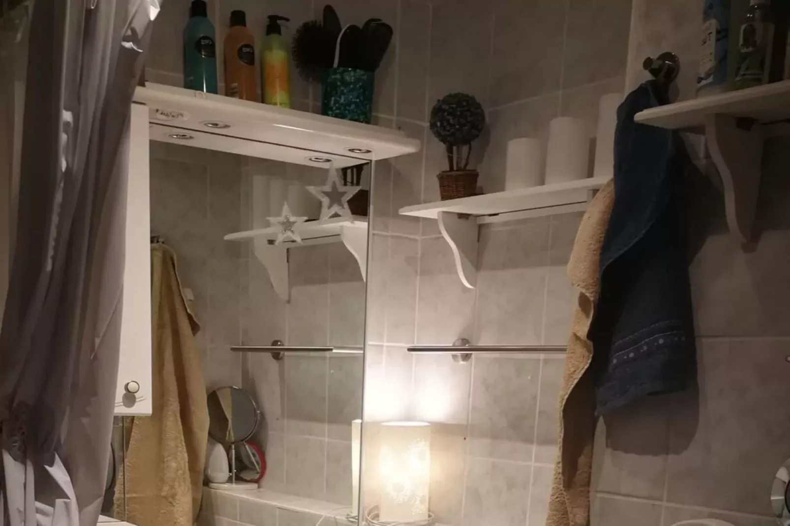 263834-Badkamer