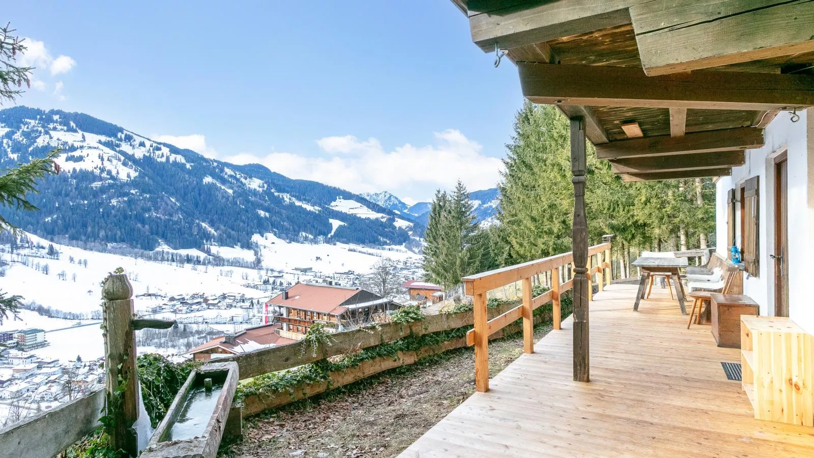 Sonnenhütte unten-Uitzicht winter