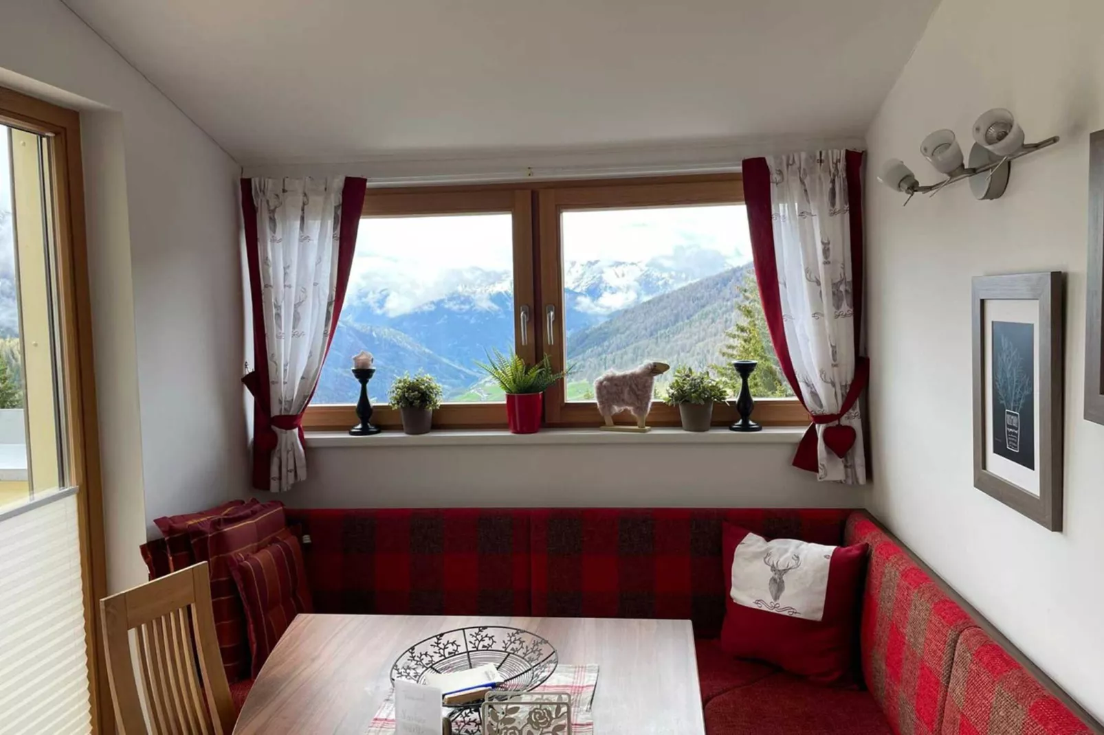 Naviser Hütte Wohnung Kirchdach 145-Woonkamer