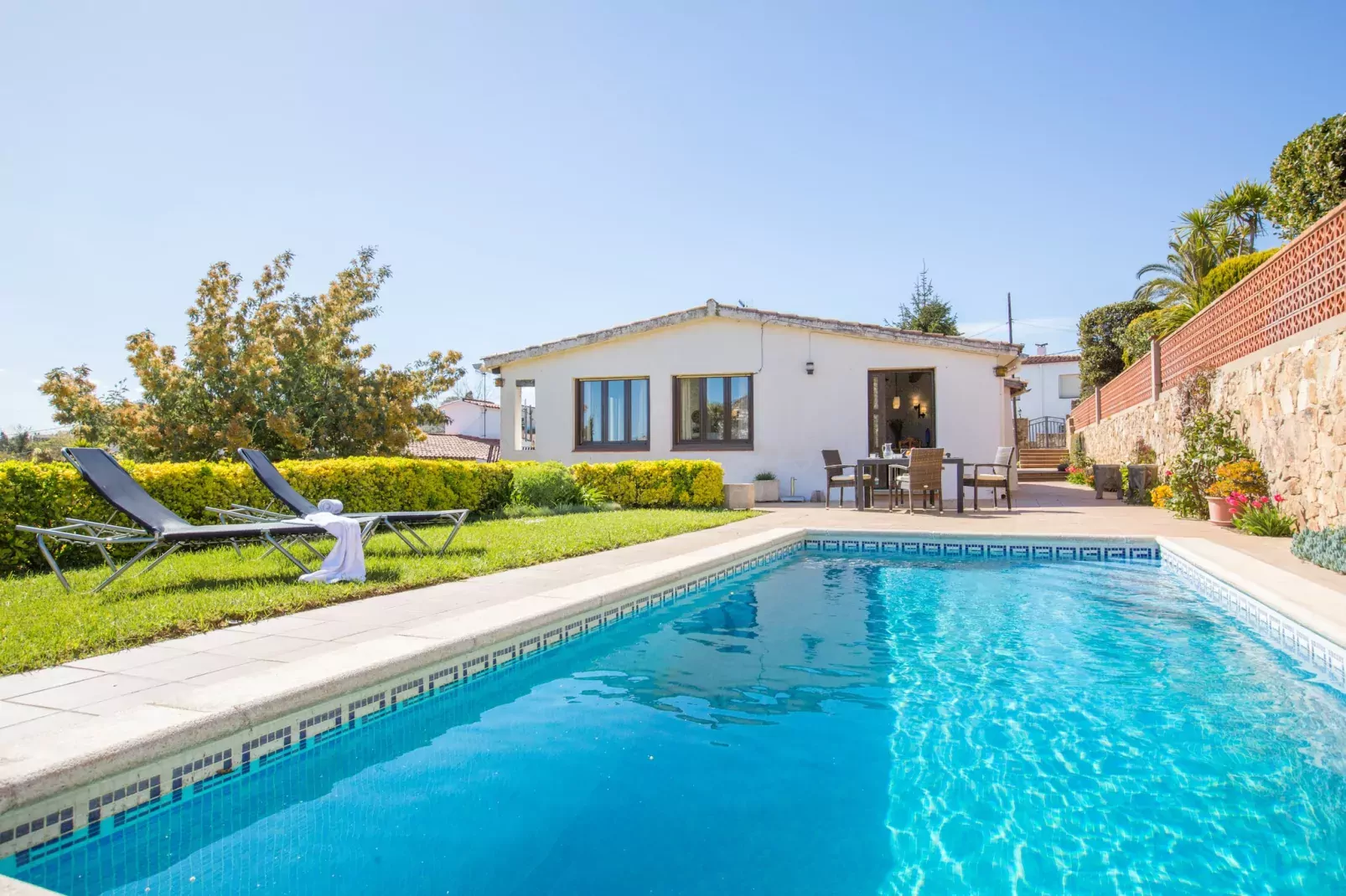 poolofhouse