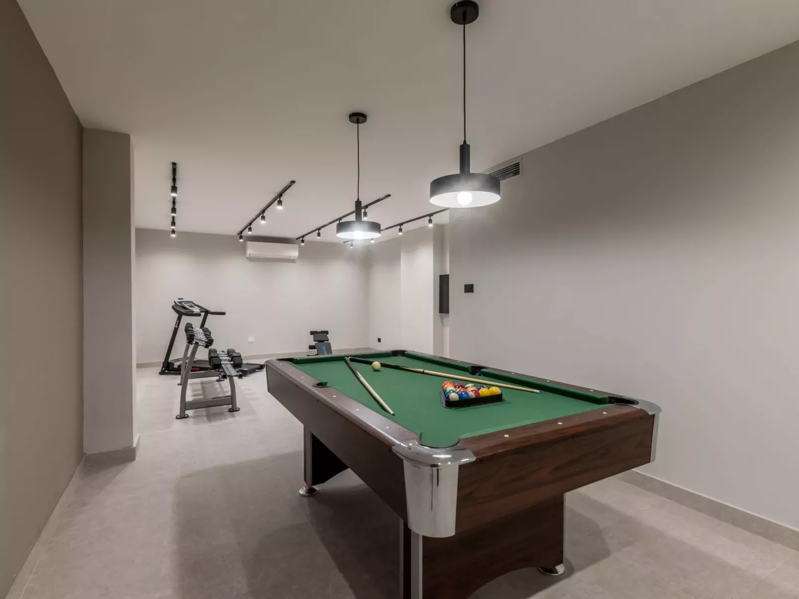Luxury Villa Mare-Binnen