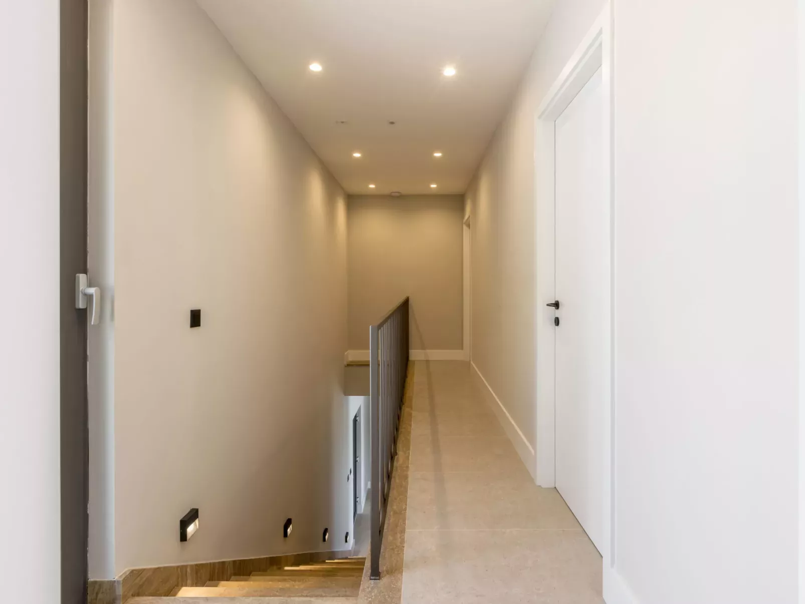 Luxury Villa Mare-Binnen