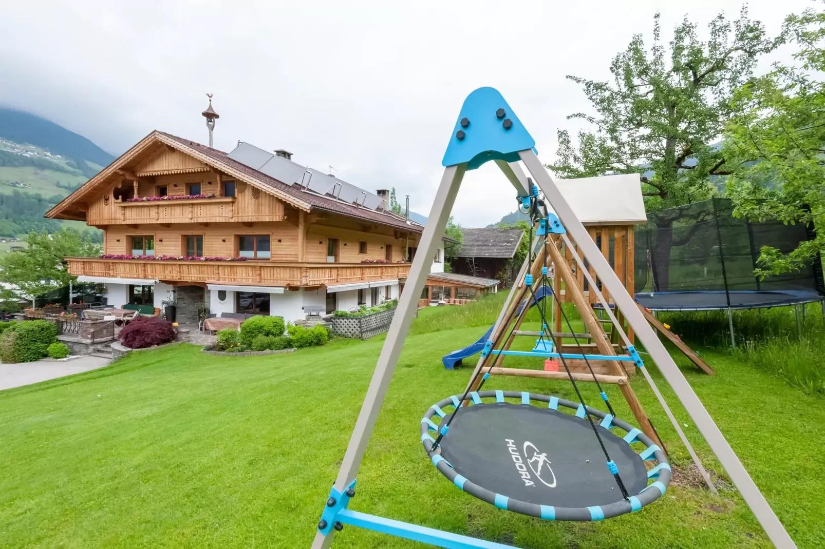Apartment Moiklerhof-Buitenkant zomer