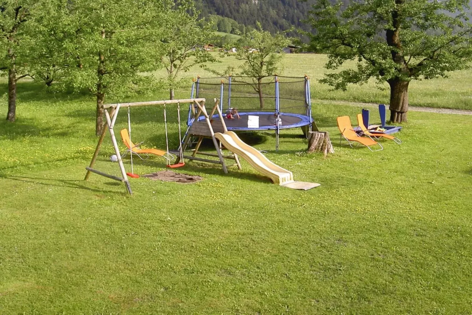 Apartment Moiklerhof-Tuinen zomer