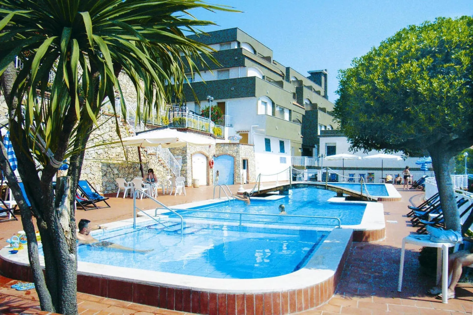 poolofhouse