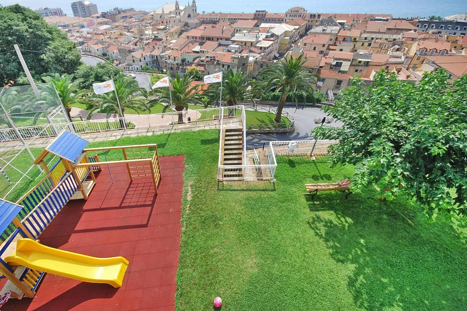 Residence Sant'Anna Pietra Ligure - B4 / B4 CL Classic-Tuinen zomer