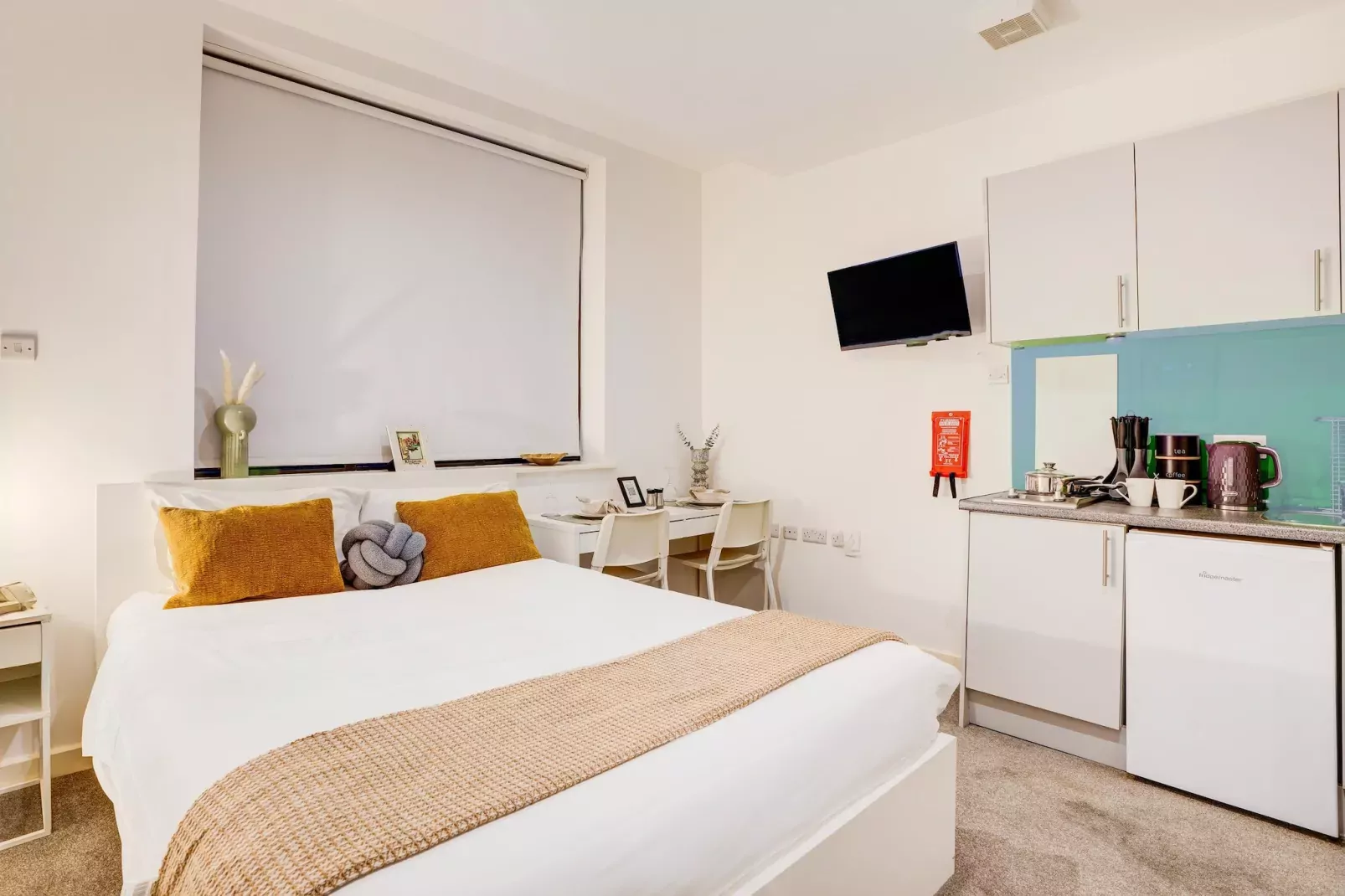 Kingston Luxe Suites Riverside Apartment Belvilla  Deluxe-Slaapkamer