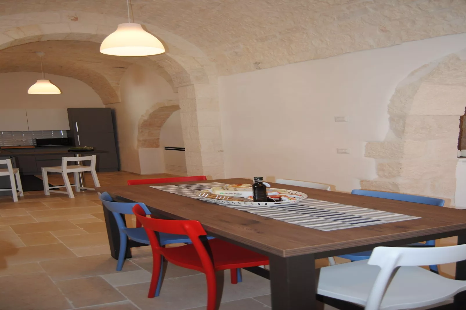 Trullo Rosa Ostuni-Eetkamer