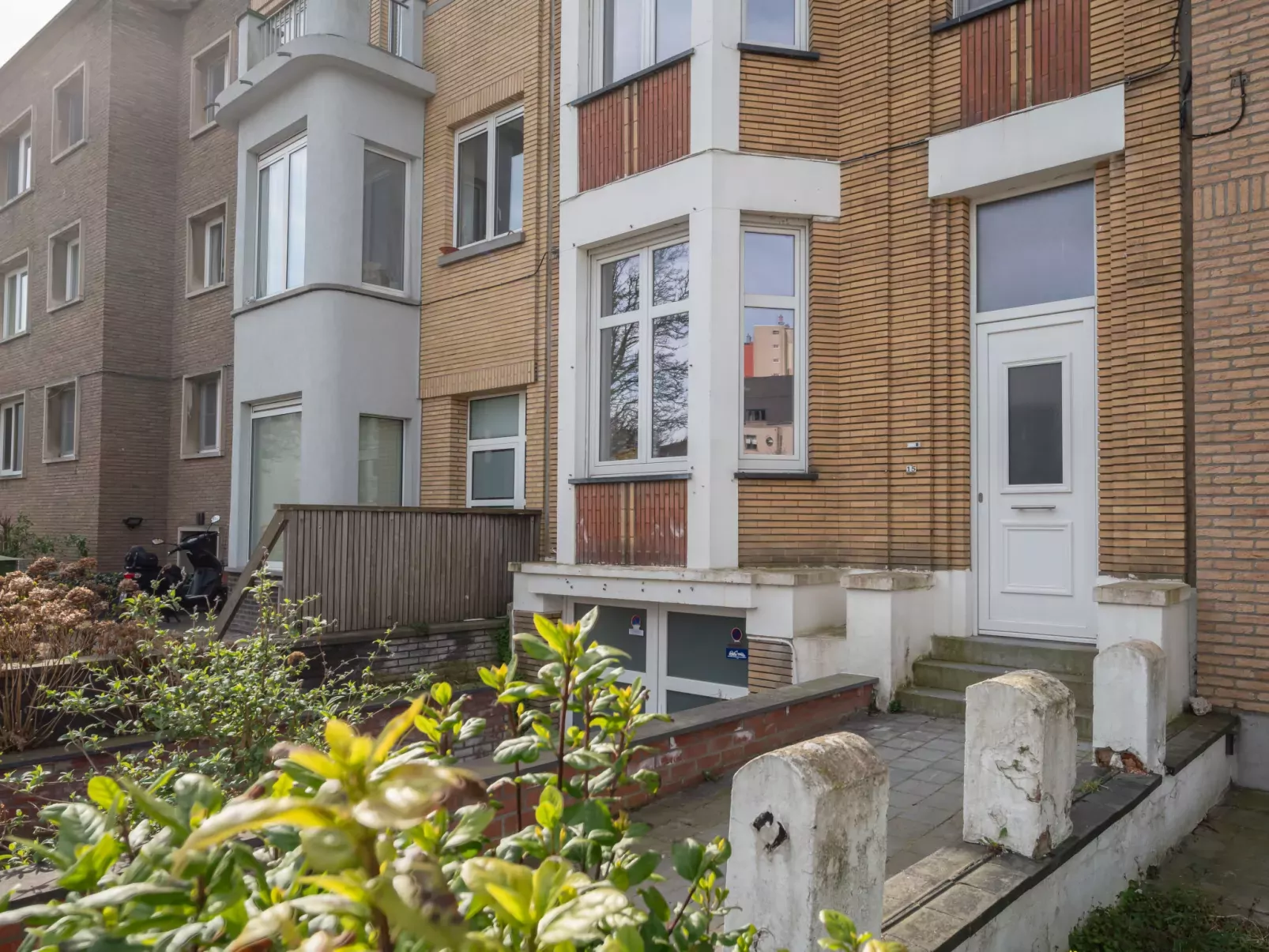 Les Citrinelles with parking-Buiten