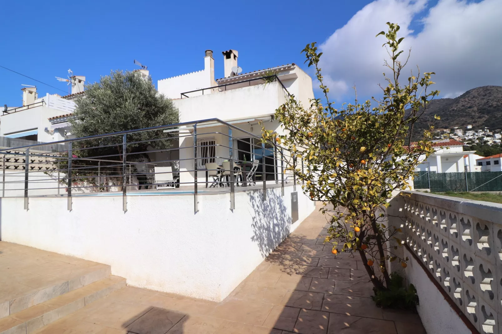 VILLA BAGES 5 Roses