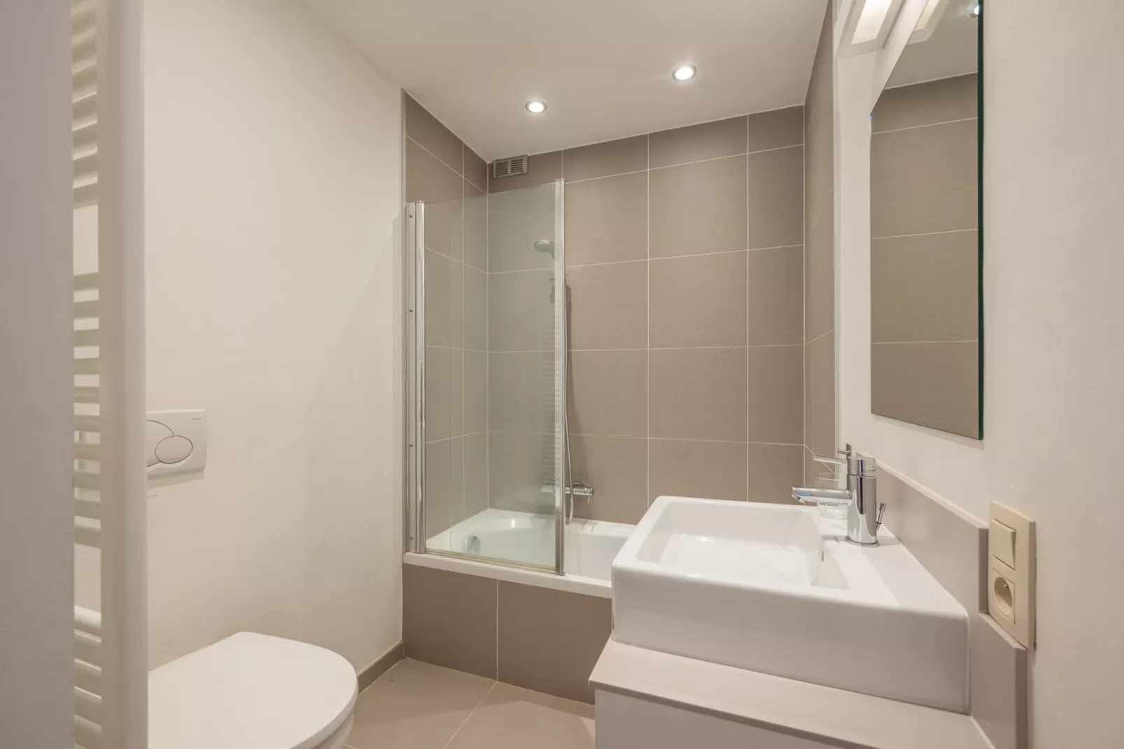Residence Ma Joie-11-Badkamer