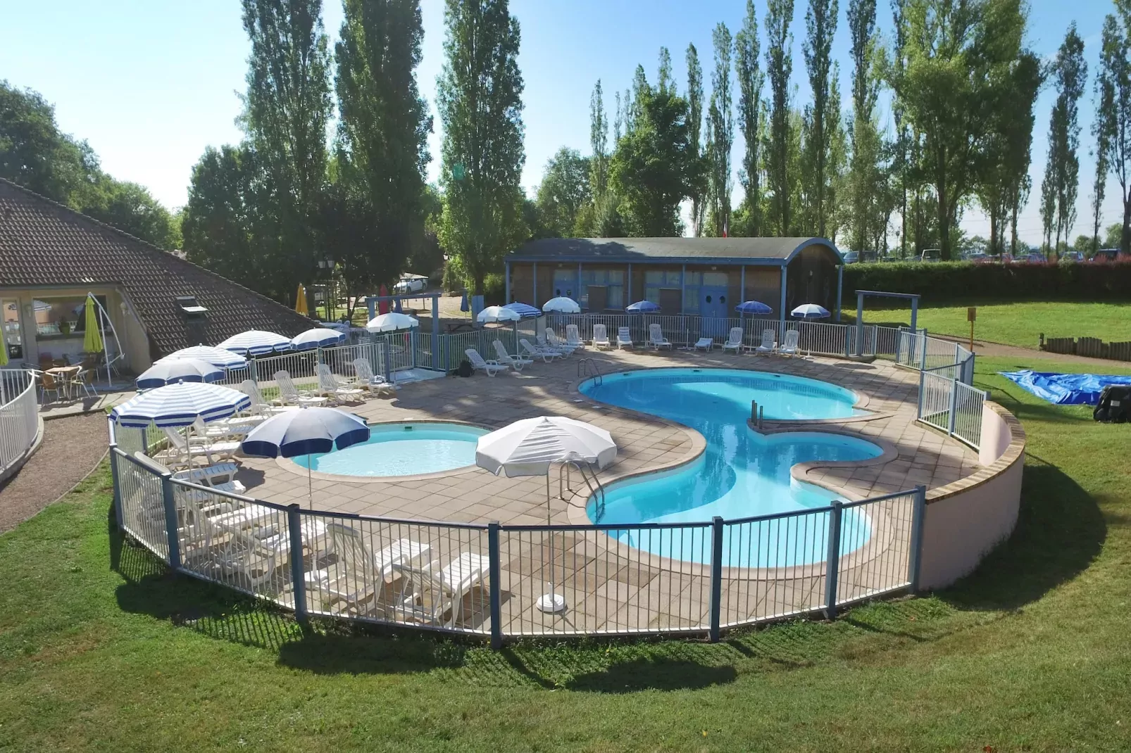 Gîte 2 Pièces 4 Personnes//Semur-en-Auxois
