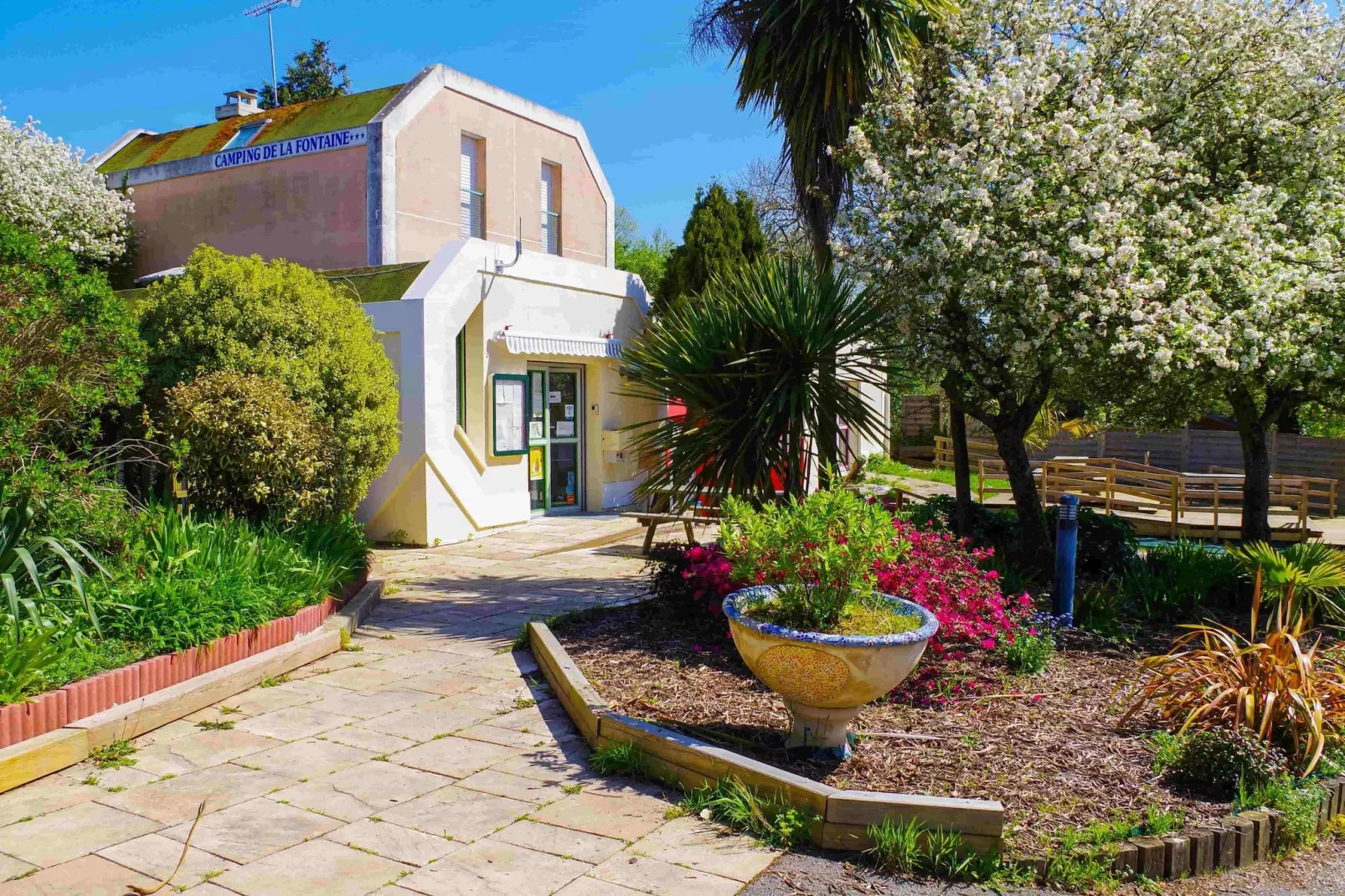 Larmor plage- Lodge 3 Pièces 5 Personnes 1 bébé-Uitzicht zomer