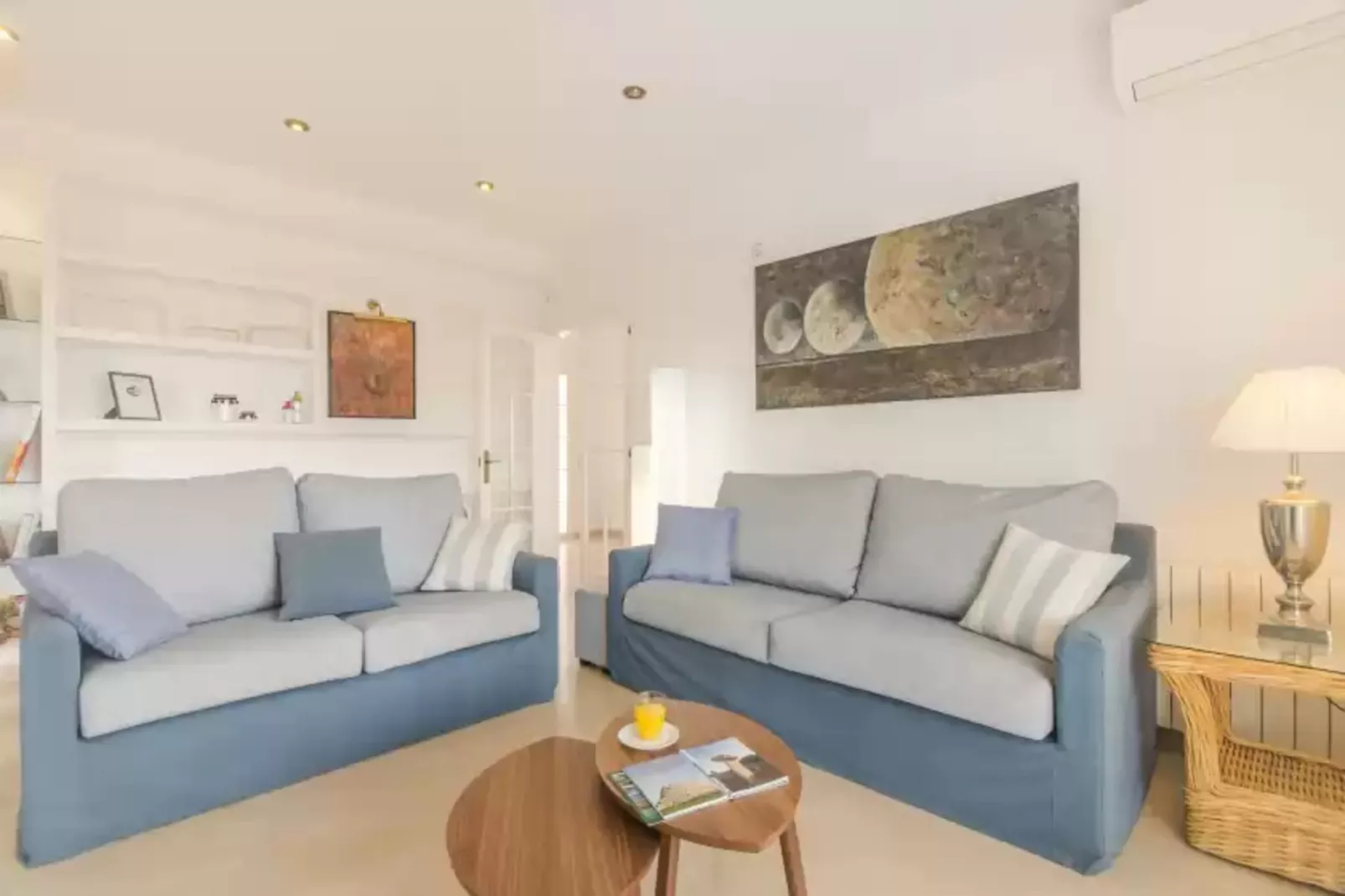 Villa Maricel-Image-tags.