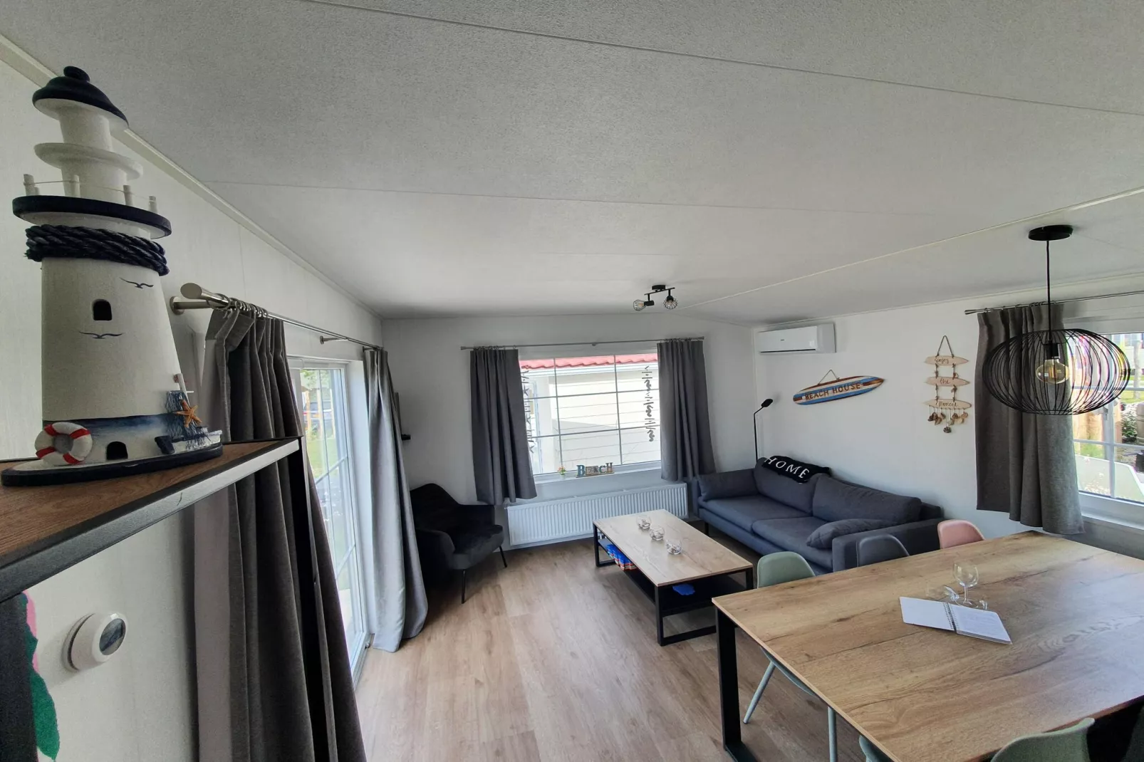 Vakantiepark Duinzicht 9-Woonkamer