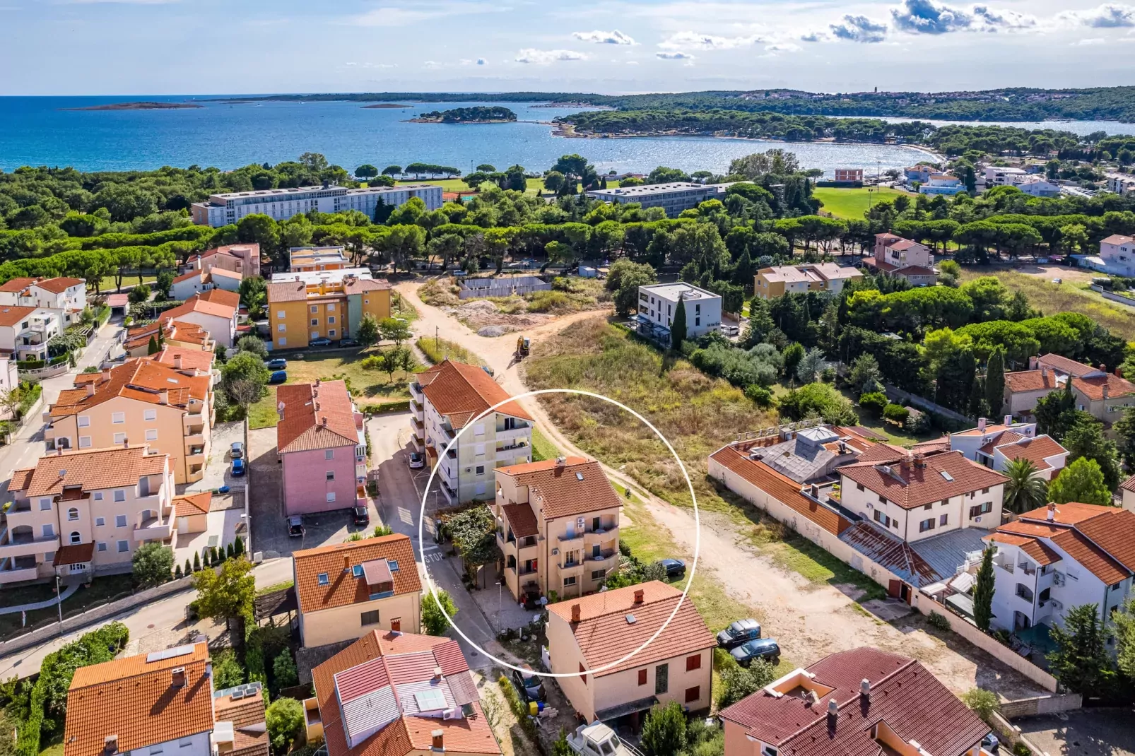 Mijic Studio 2 - 250 m to the Beach-Buitenlucht