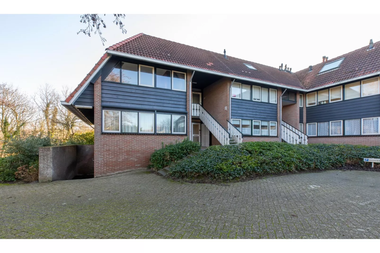 Appartement 'Duinoord' - Duinweg 117-12  Zoutelande-Buitenkant zomer