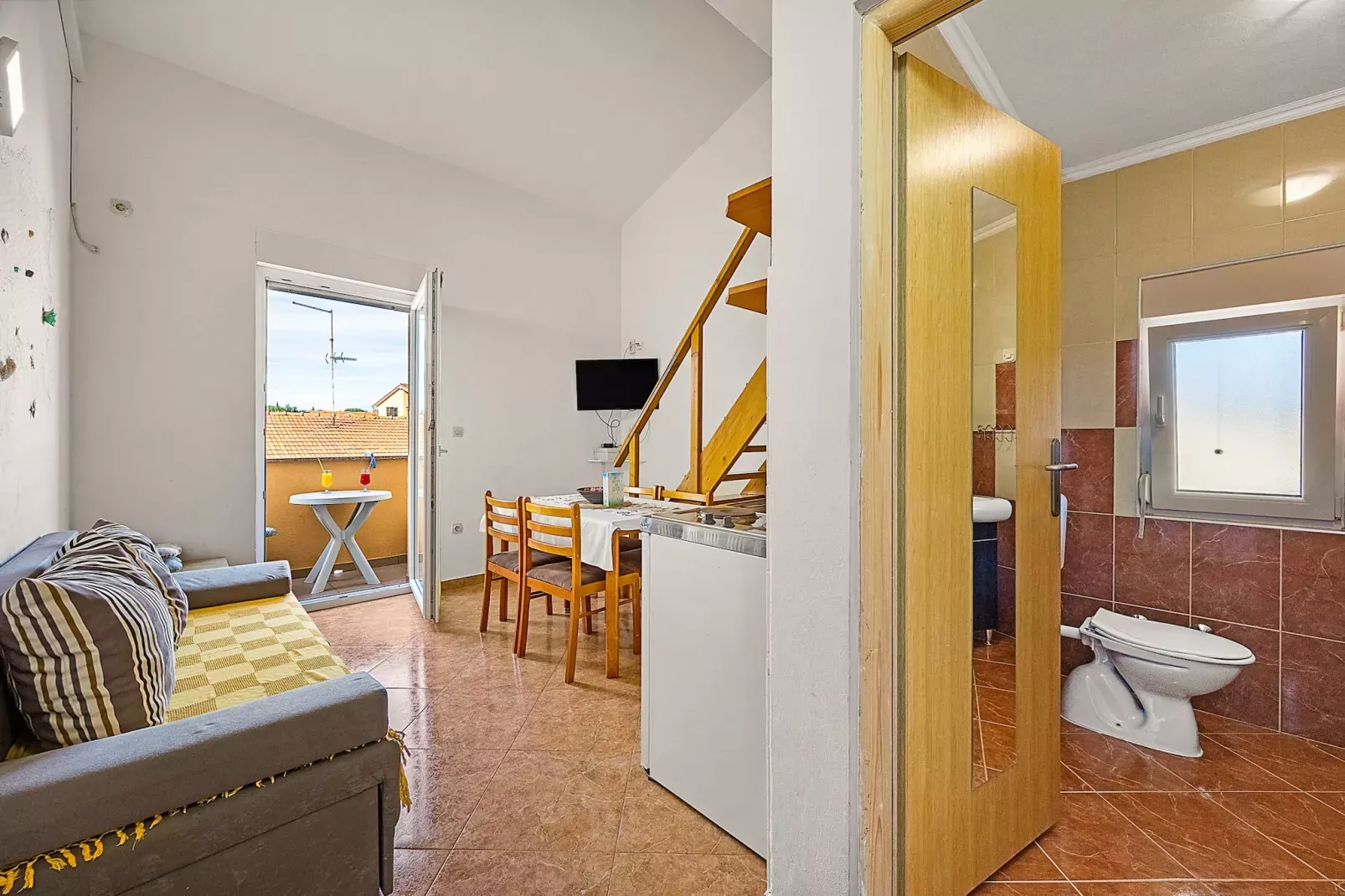 Mijic Studio 1 - 250 m to the Beach-Woonkamer