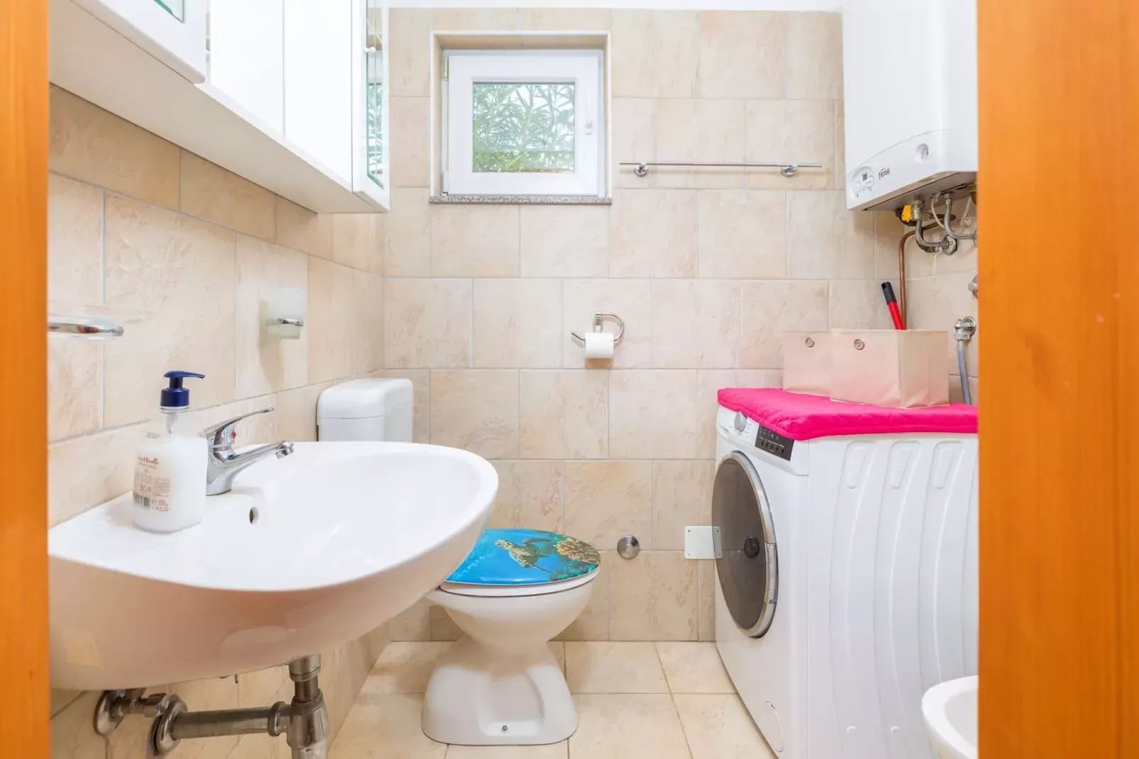 Apartment with Pool in Liznjan - Buneta-Badkamer
