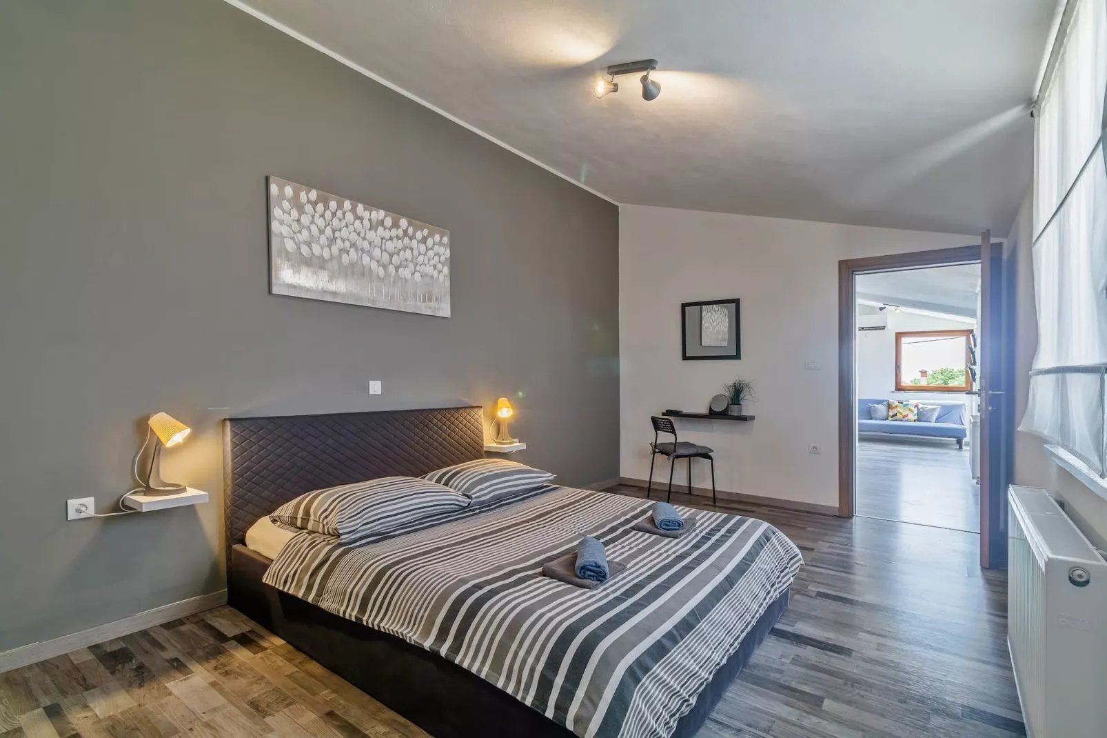Holiday House Ulika with Private Pool-Slaapkamer