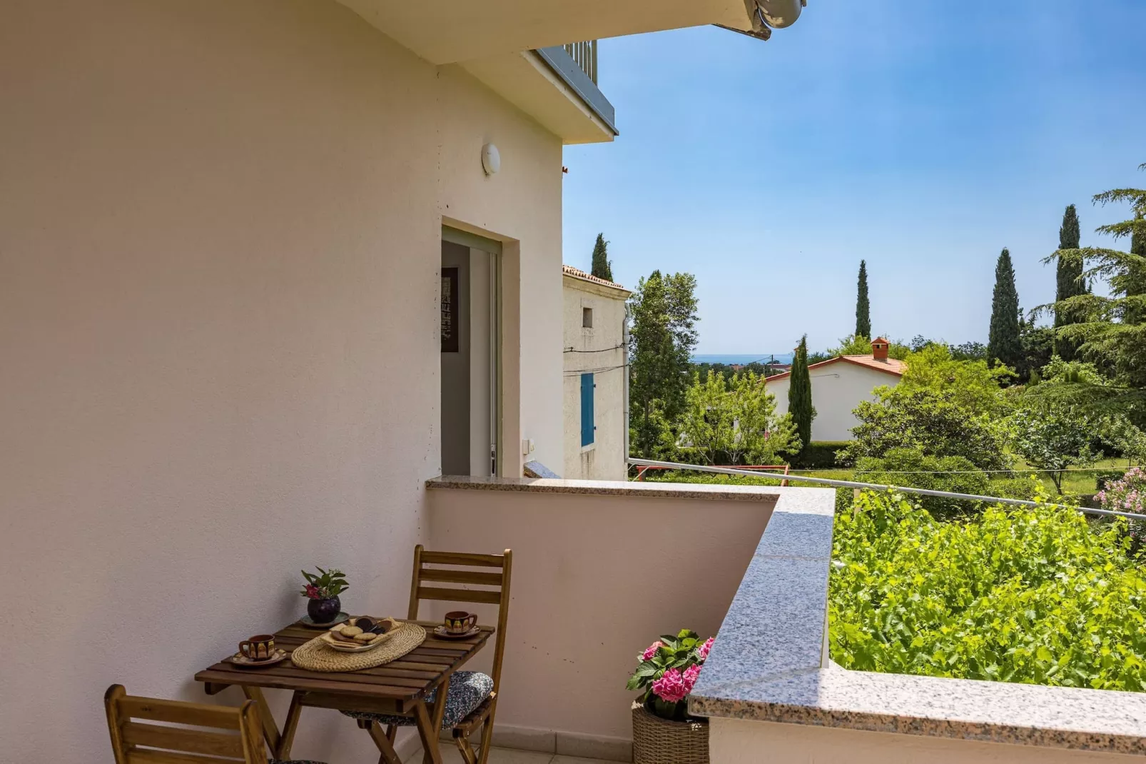 Apartment Jano with Balcony - Shabby Chic-Terrasbalkon