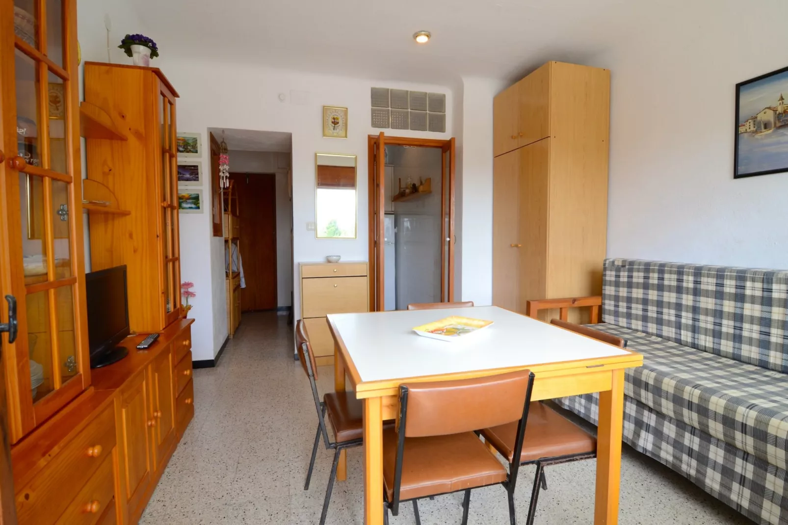 RIELLS DE MAR A6-Eetkamer