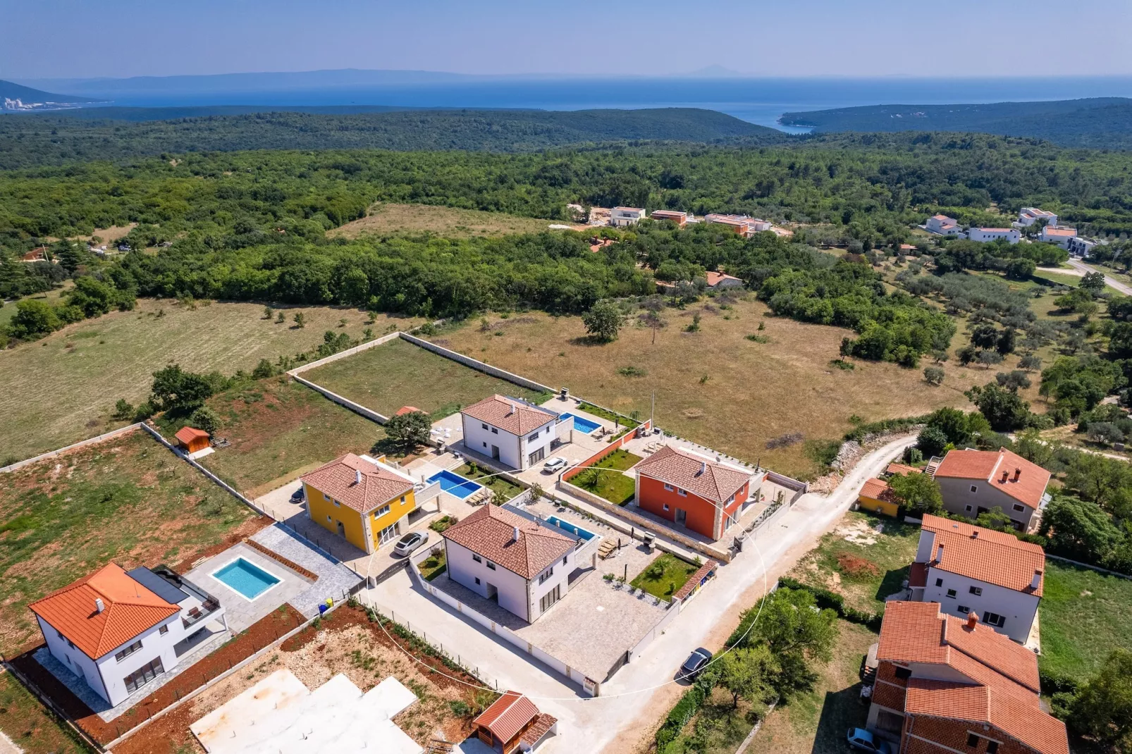 Enchanting Villa Magnolia West with Pool and Jacuz - 10559380
