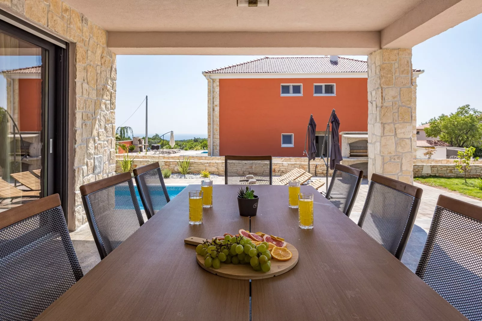 Enchanting Villa Magnolia West with Pool and Jacuz - 10559387