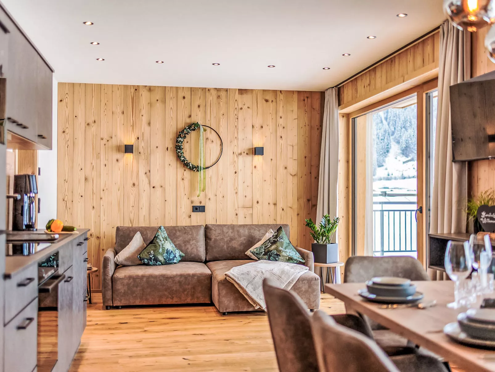 Mountain Suite Nr 302-Binnen
