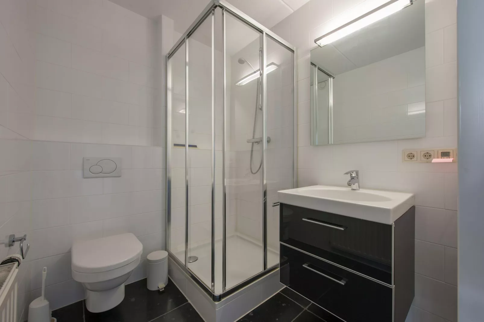 Buitenhof Domburg 1-Badkamer
