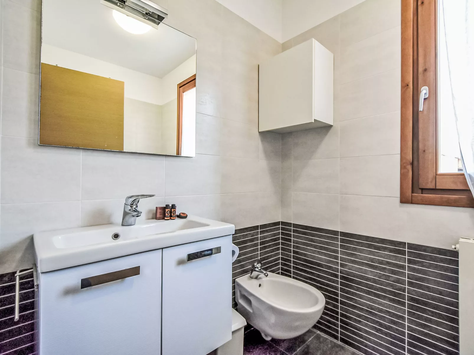 Endine Pool Apartment-Binnen