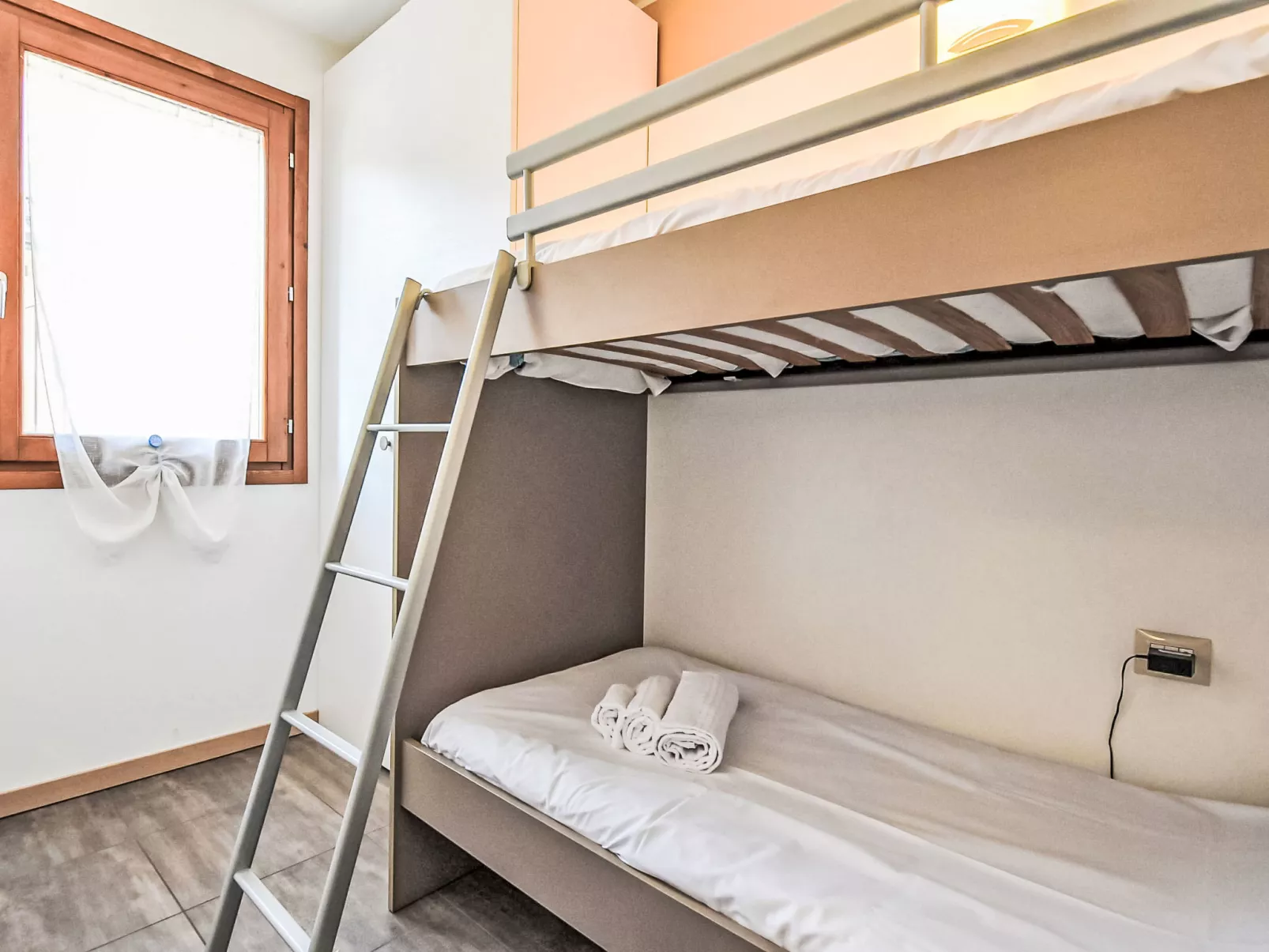 Endine Pool Apartment-Binnen