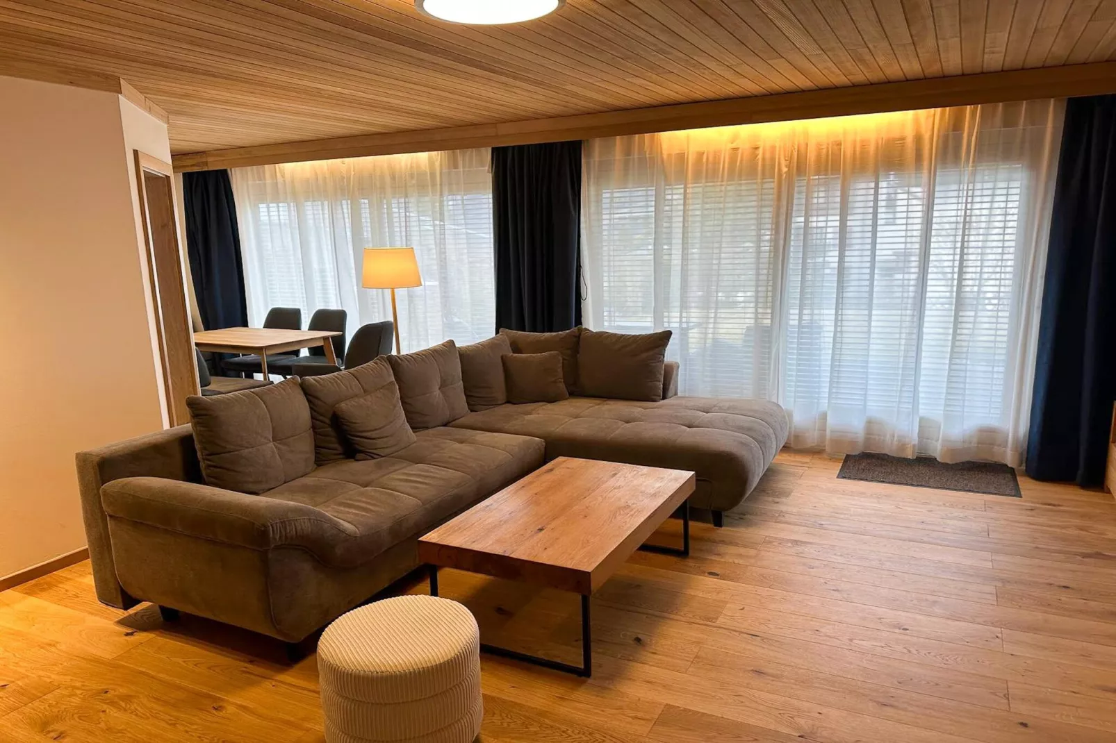 Apartment 2 - ILAN  6 P-Woonkamer