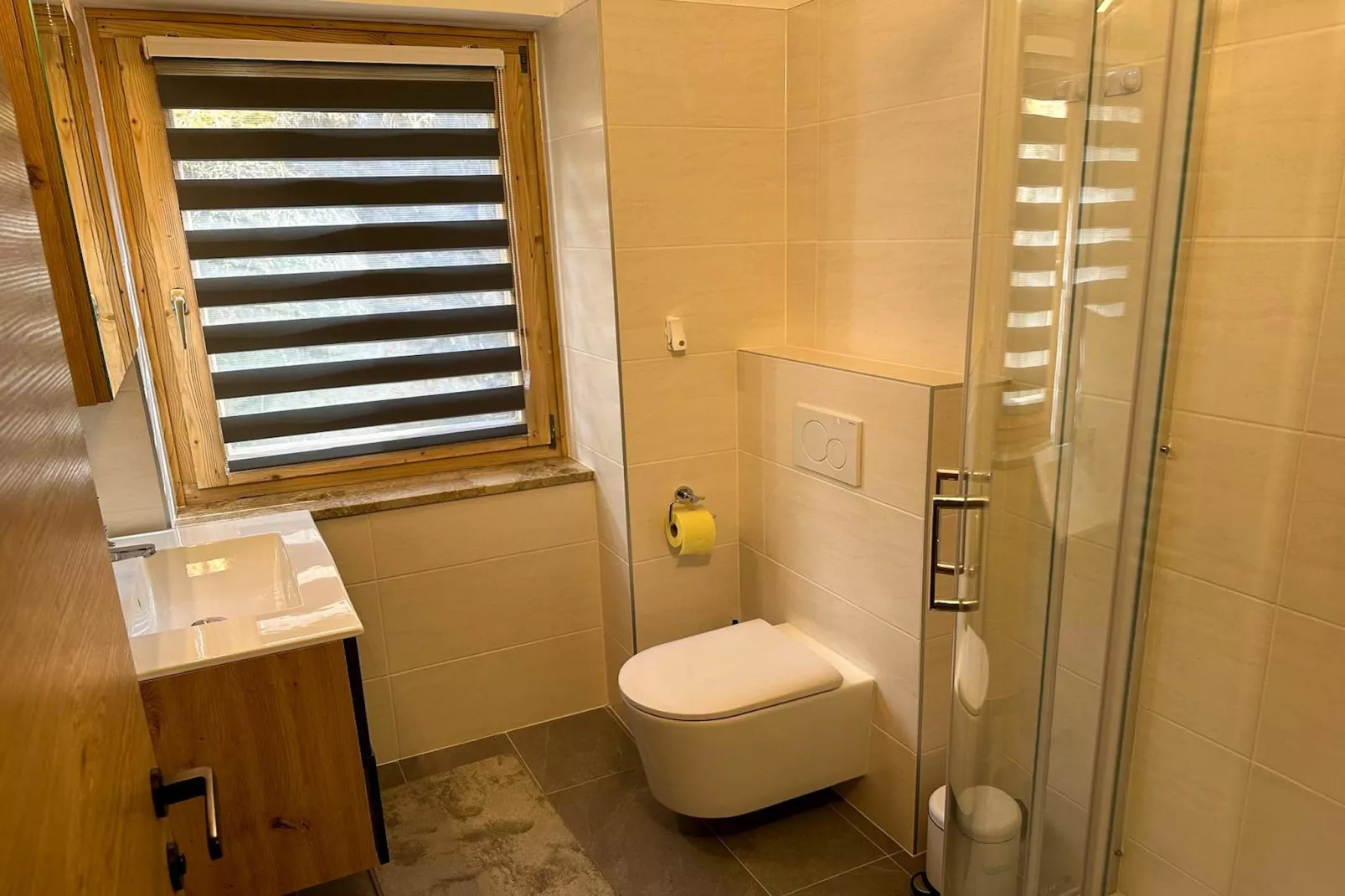 Apartment 2 - ILAN  6 P-Badkamer