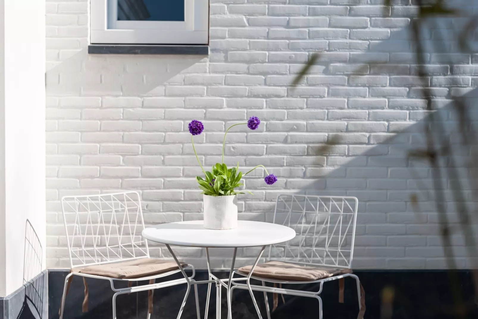Slow living Suite 1 Oostkapelle-Terrasbalkon