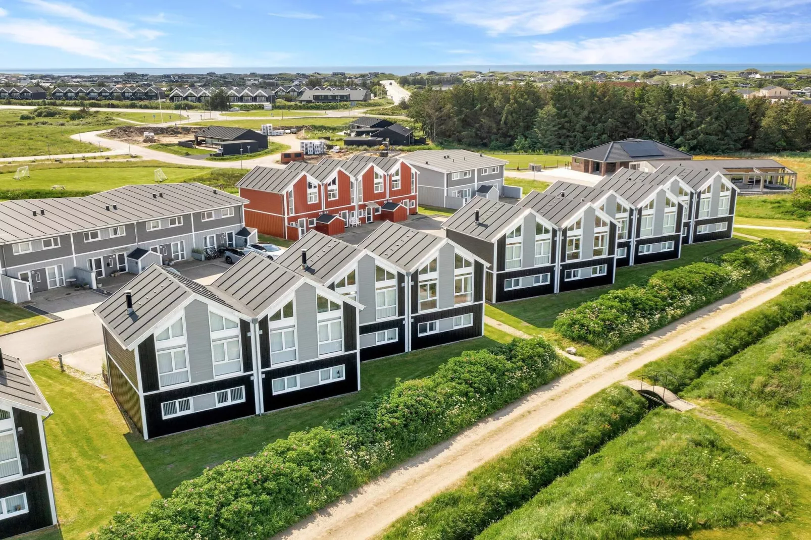 Vakantiehuis in Lokken met zwembad