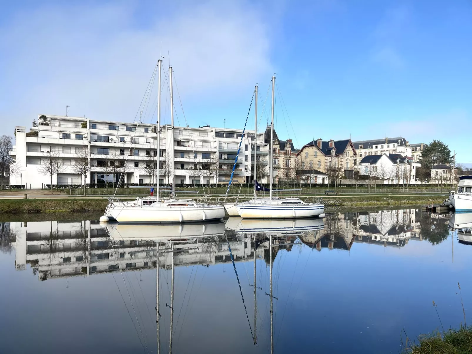T2 avec balcon,calme et près du port