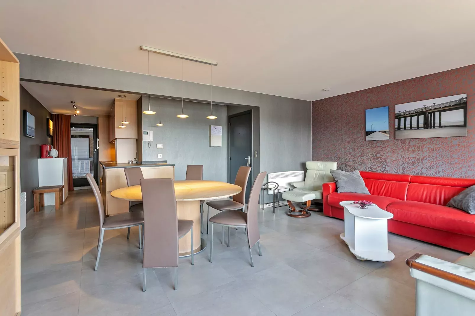 Appartement met 4 kamers en terras