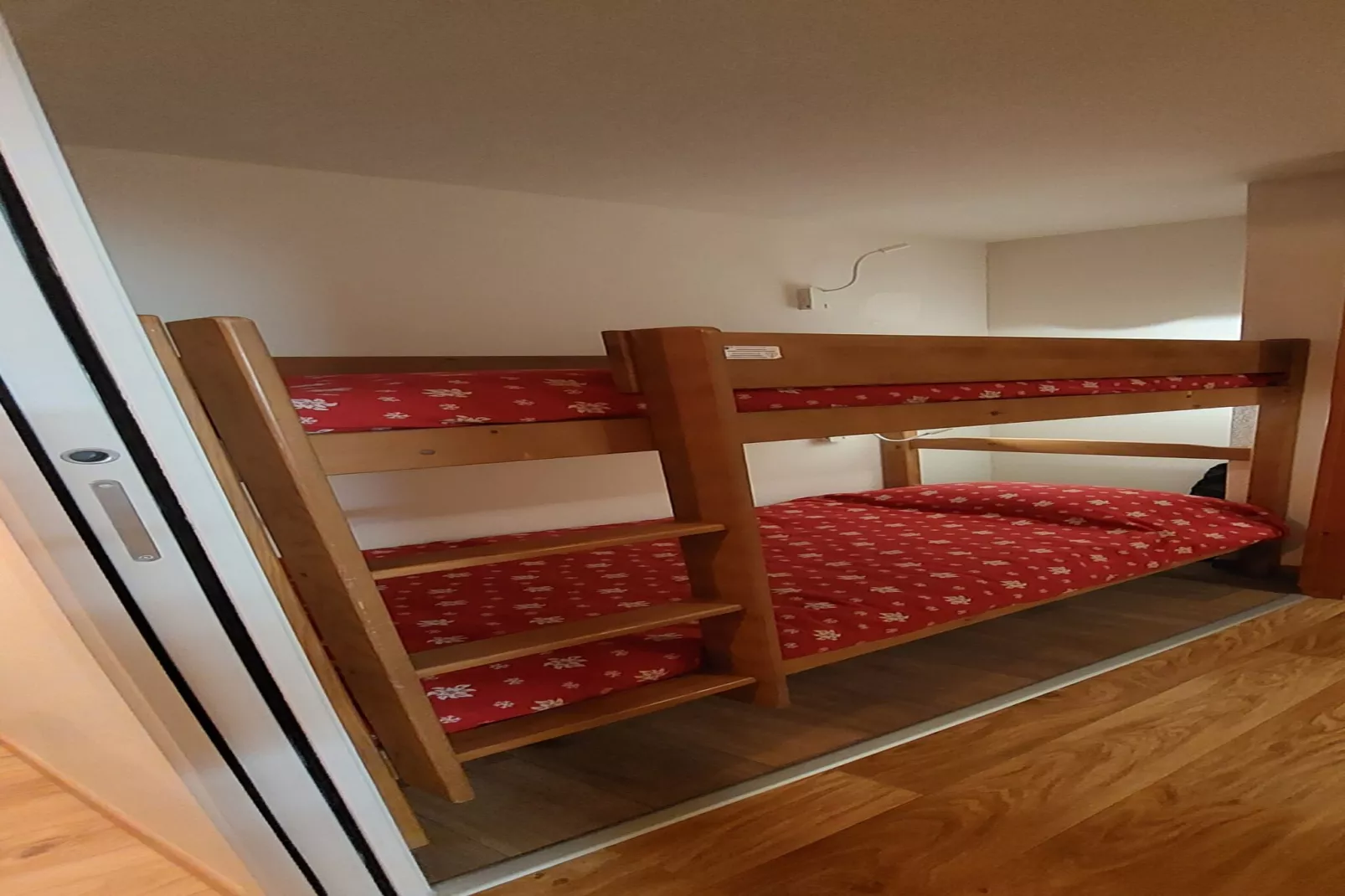 V du Bachat Arolles A N°03 - 2P6-Slaapkamer