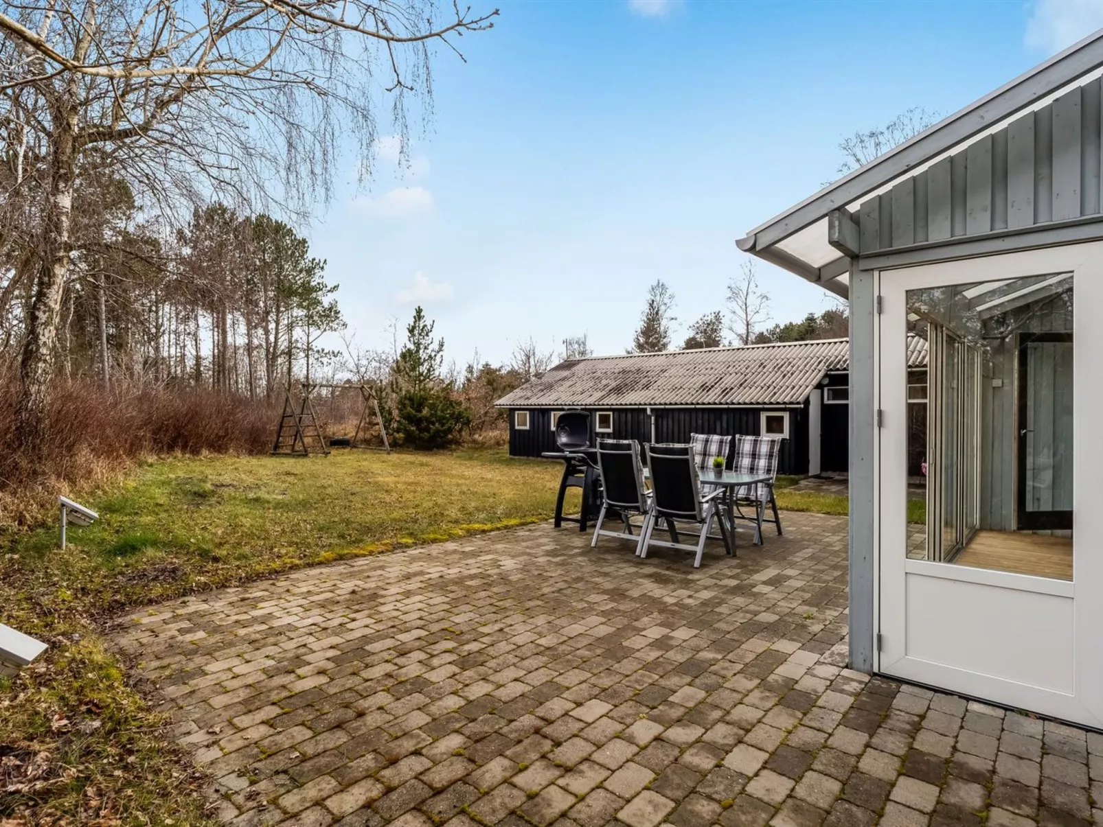 "Hælf" - 600m from the sea-Buiten