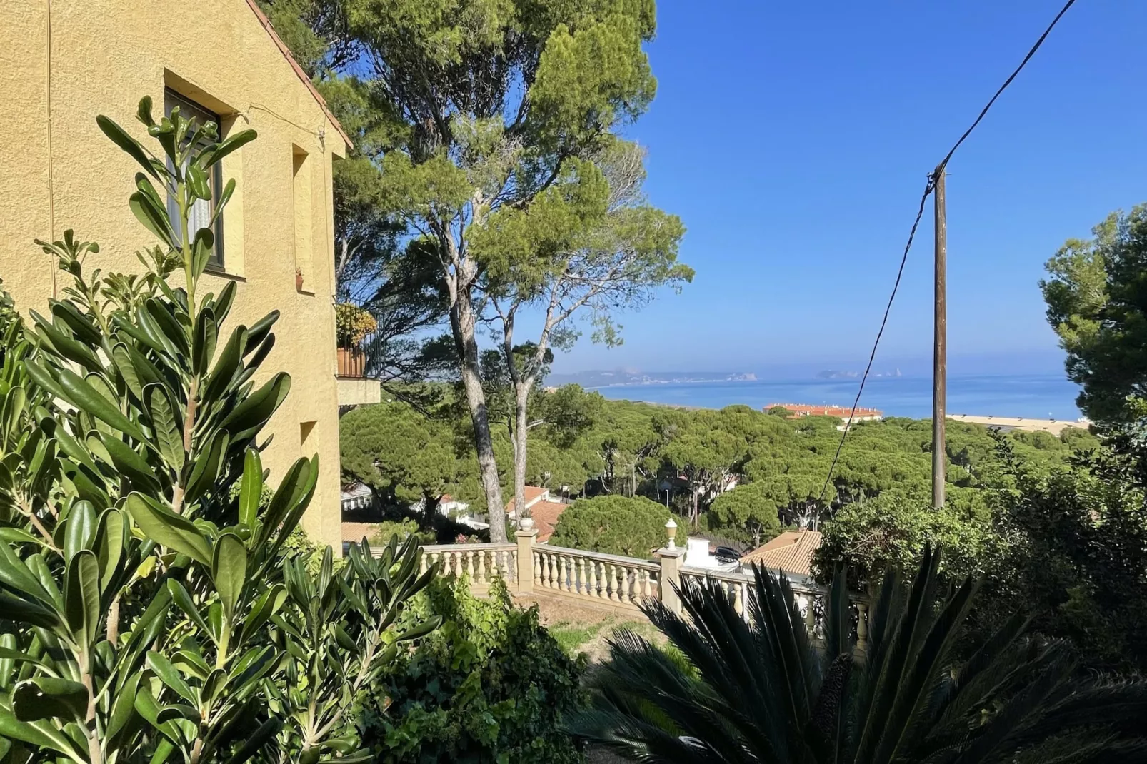 CASA GLORIA BEGUR-Buitenkant zomer