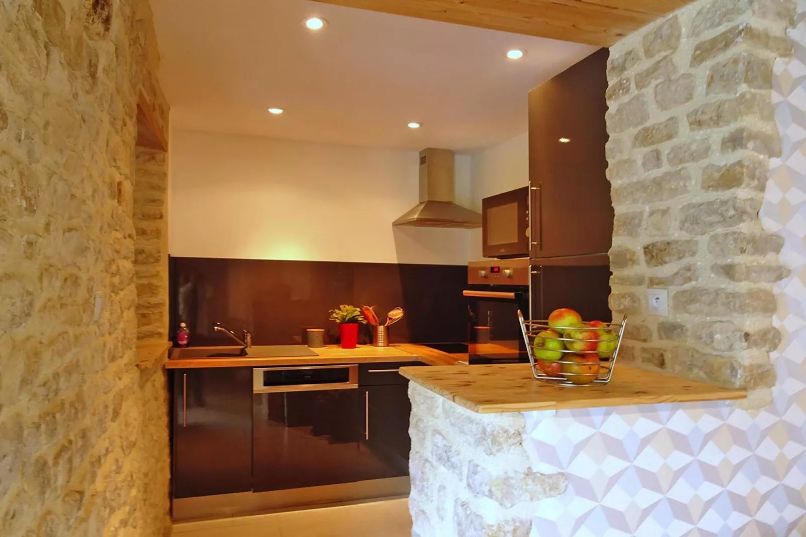 Semi-detached house Brucheville-Keuken